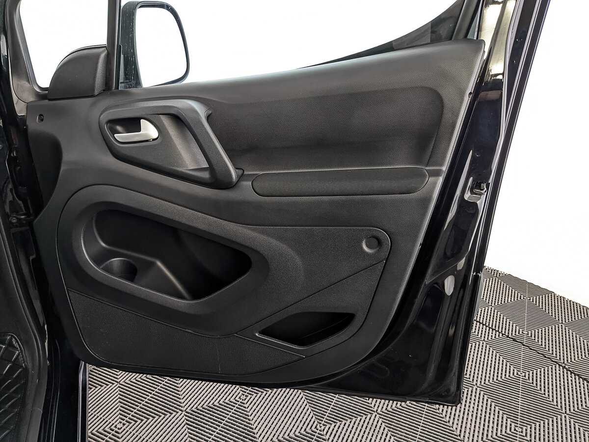 Opel Combo с пробегом — 2021 год. Фото: #23