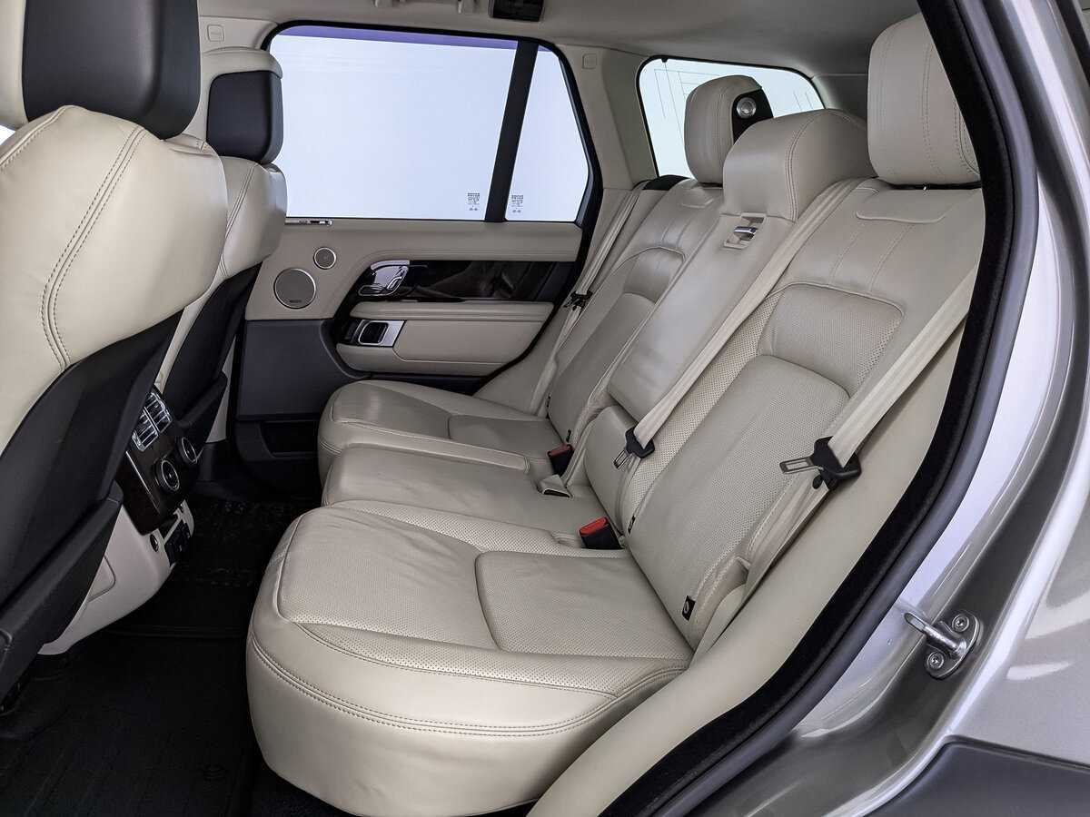 Land Rover Range Rover с пробегом — 2019 год. Фото: #15