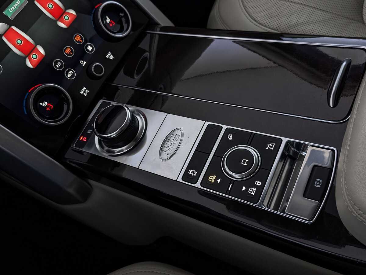 Land Rover Range Rover с пробегом — 2019 год. Фото: #25