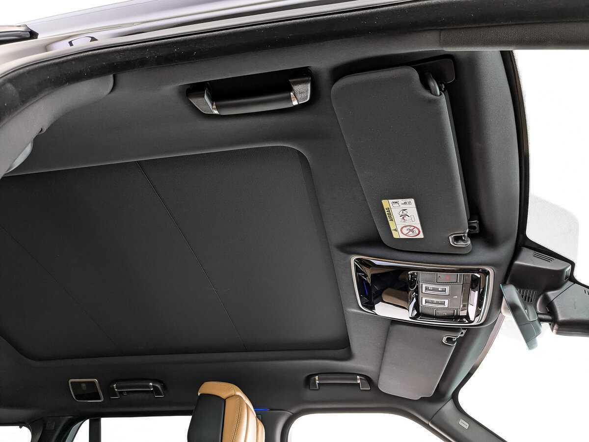 Land Rover Range Rover с пробегом — 2021 год. Фото: #19