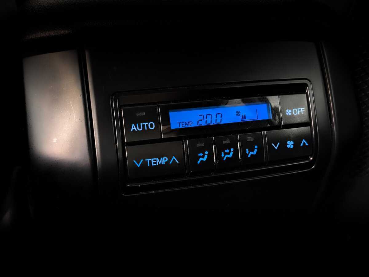 Toyota Land Cruiser Prado с пробегом — 2021 год. Фото: #23