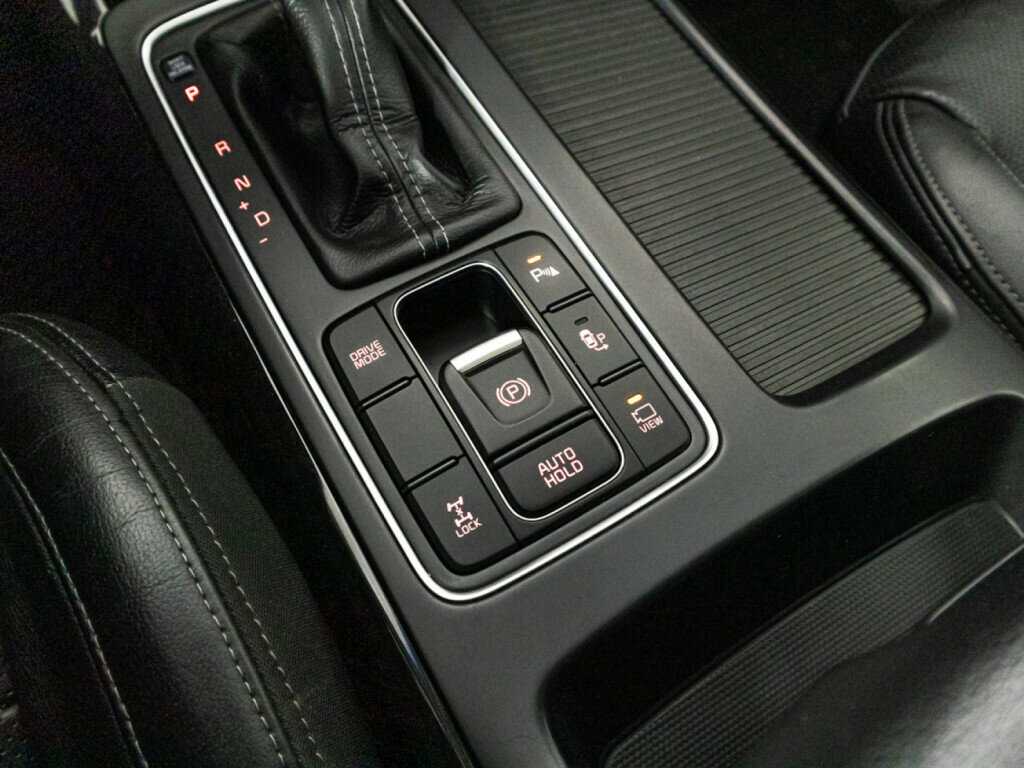 Kia Sorento с пробегом — 2015 год. Фото: #18