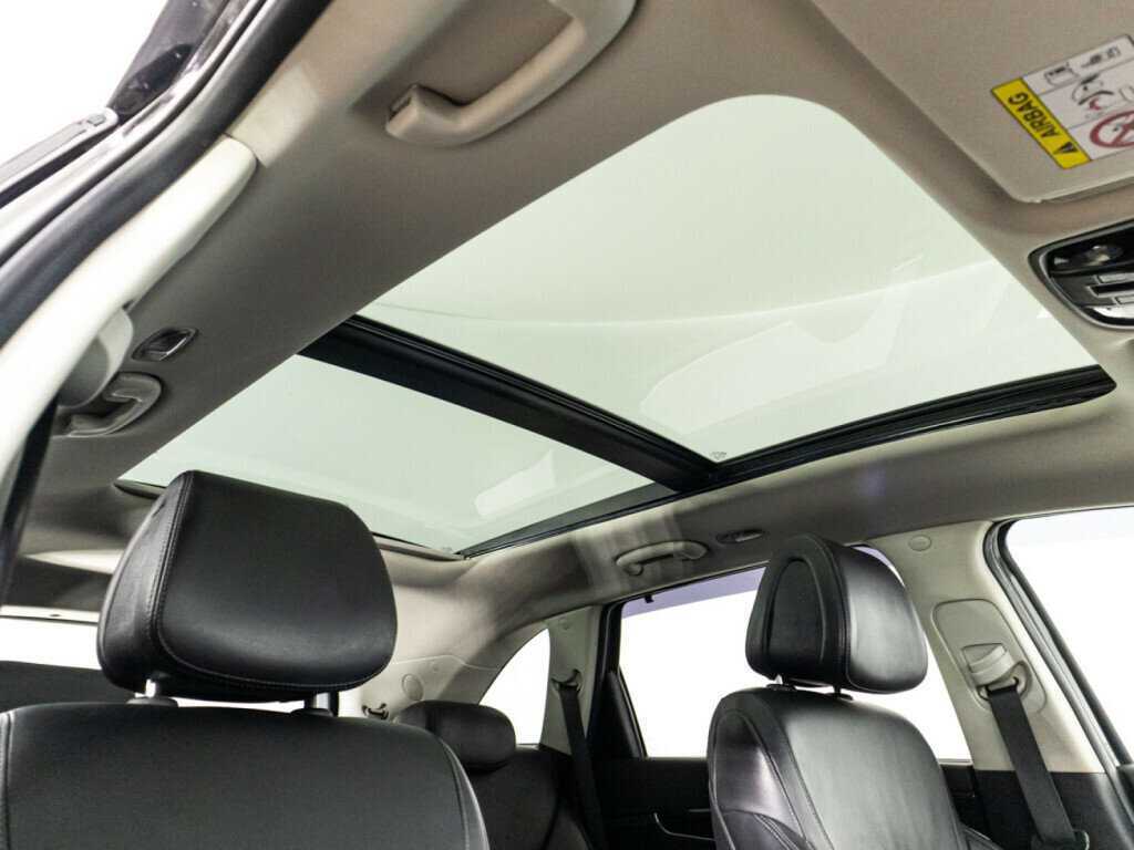 Kia Sorento с пробегом — 2015 год. Фото: #22