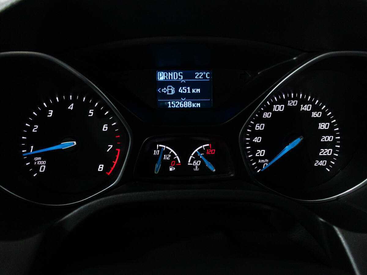 Ford Focus с пробегом — 2013 год. Фото: #11