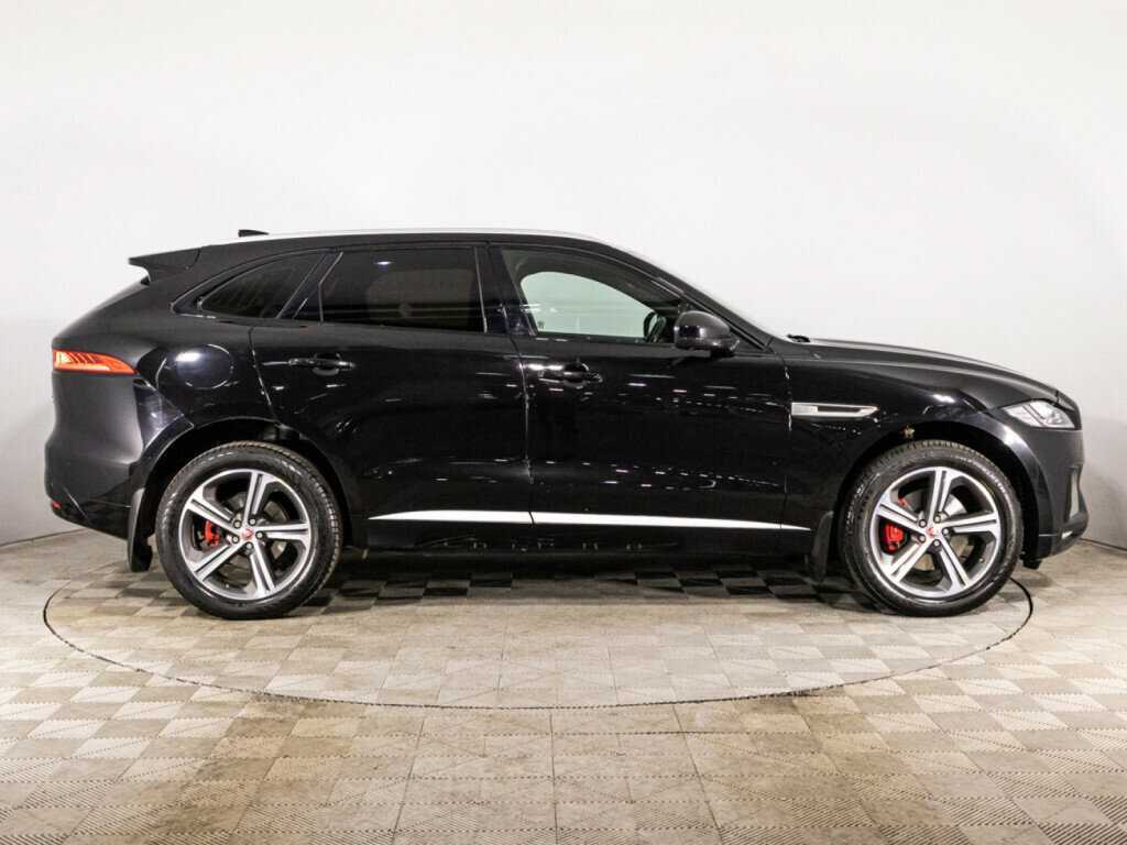 Jaguar F-Pace с пробегом — 2016 год. Фото: #3