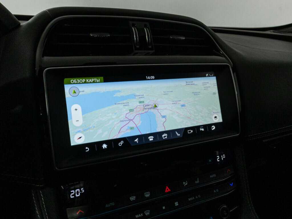 Jaguar F-Pace с пробегом — 2016 год. Фото: #15