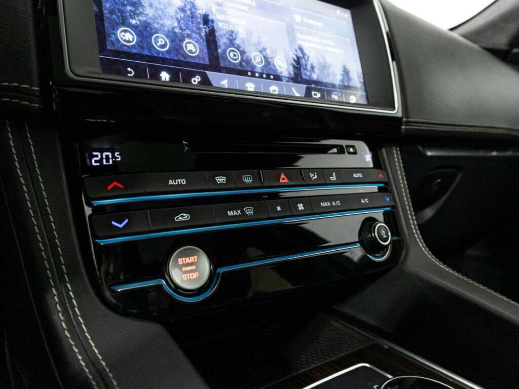 Jaguar F-Pace с пробегом — 2016 год. Фото: #17