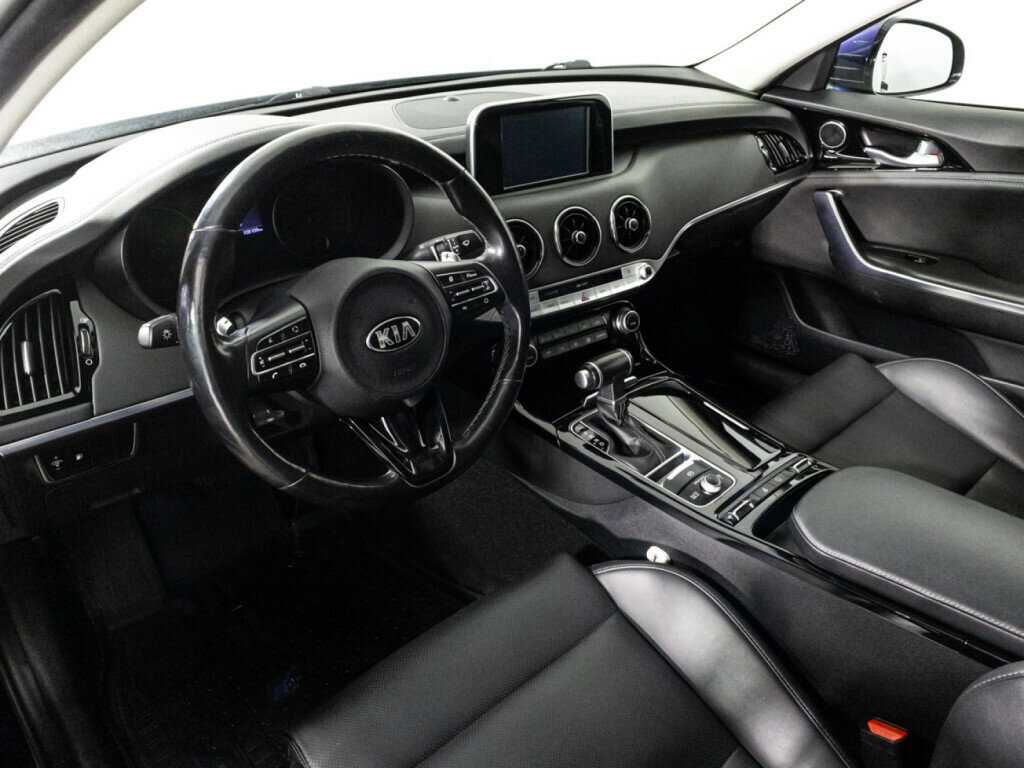 Kia Stinger с пробегом — 2019 год. Фото: #10