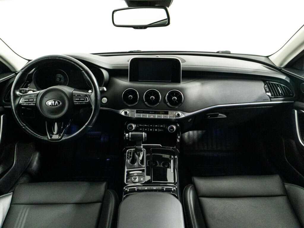 Kia Stinger с пробегом — 2019 год. Фото: #12