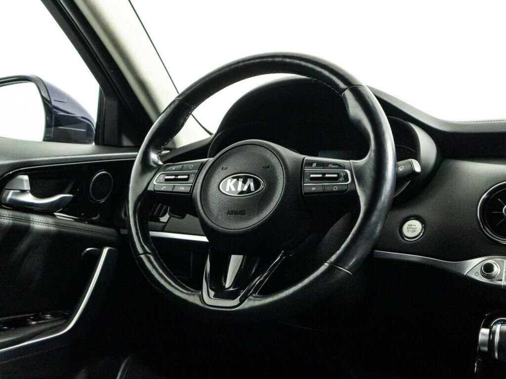 Kia Stinger с пробегом — 2019 год. Фото: #19