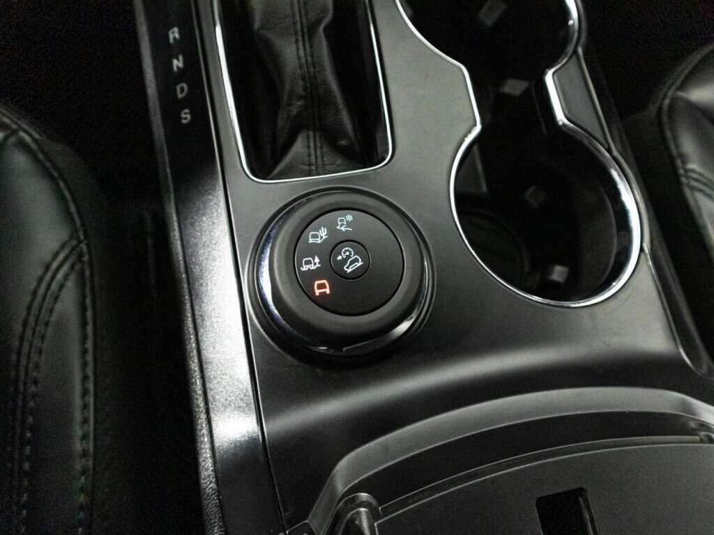 Ford Explorer с пробегом — 2019 год. Фото: #14