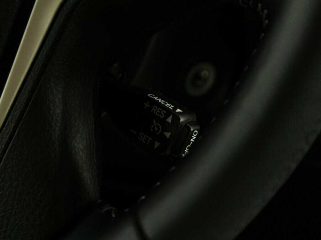 Toyota Land Cruiser Prado с пробегом — 2019 год. Фото: #16