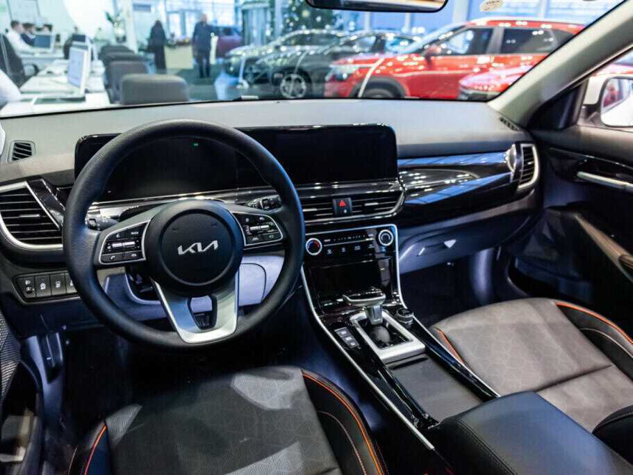 Kia Seltos с пробегом — 2024 год. Фото: #9