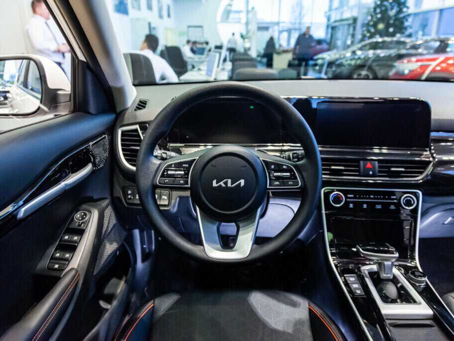 Kia Seltos с пробегом — 2024 год. Фото: #10