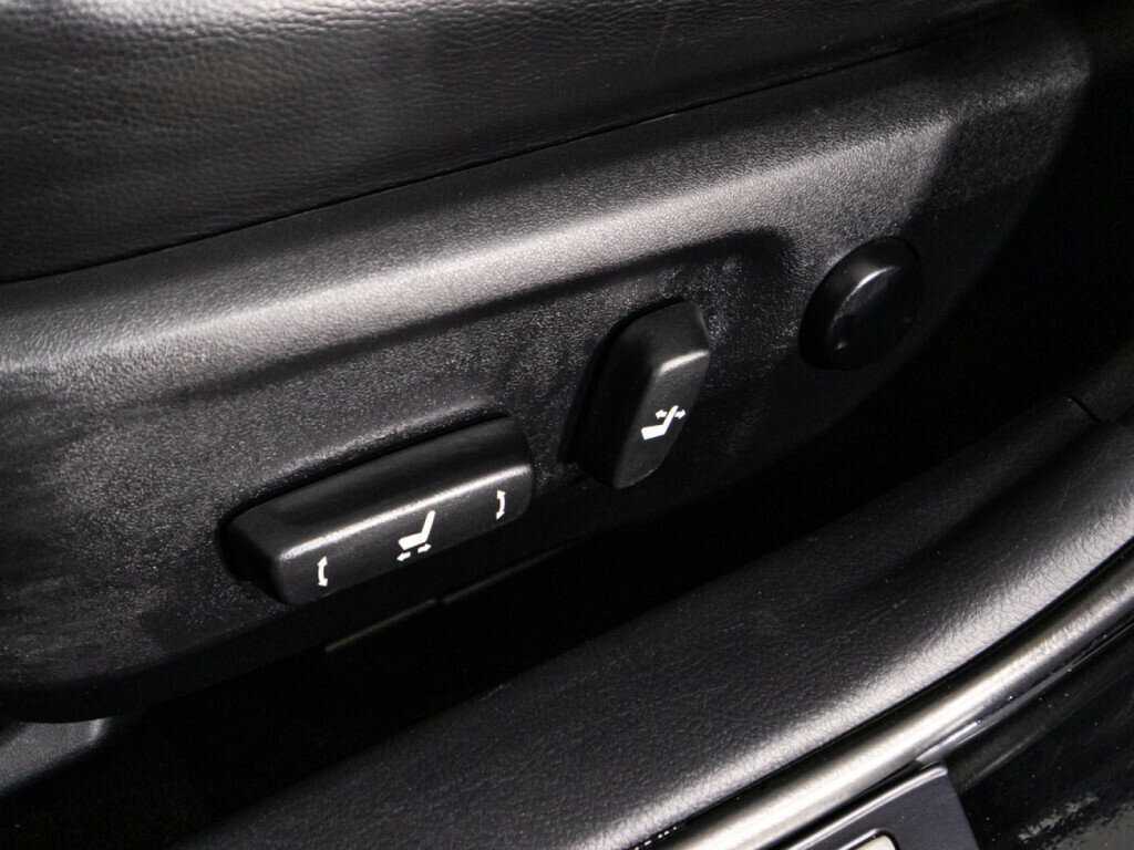 Toyota Camry с пробегом — 2016 год. Фото: #19