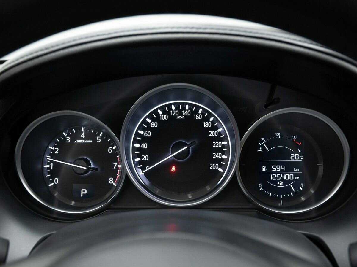 Mazda 6 с пробегом — 2017 год. Фото: #17