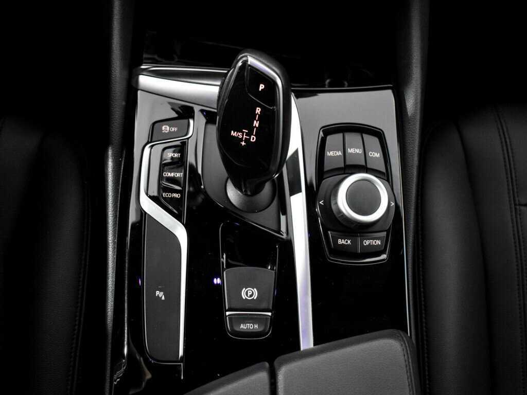 BMW 5 серии с пробегом — 2018 год. Фото: #10