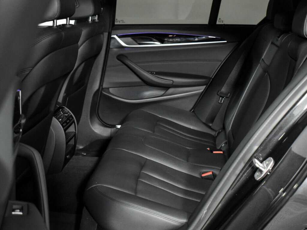 BMW 5 серии с пробегом — 2018 год. Фото: #13