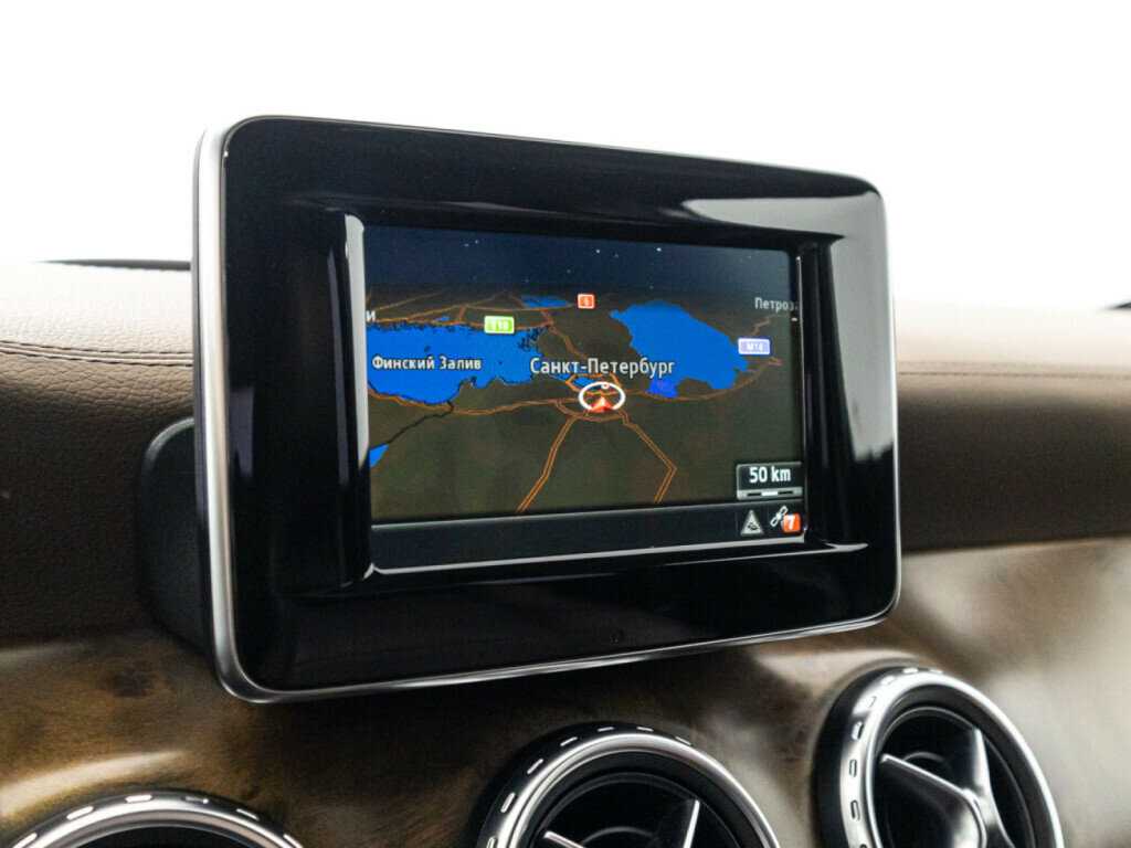 Mercedes-Benz GLA с пробегом — 2014 год. Фото: #15