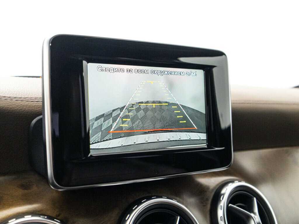 Mercedes-Benz GLA с пробегом — 2014 год. Фото: #16