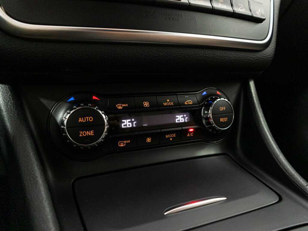 Mercedes-Benz GLA с пробегом — 2014 год. Фото: #17