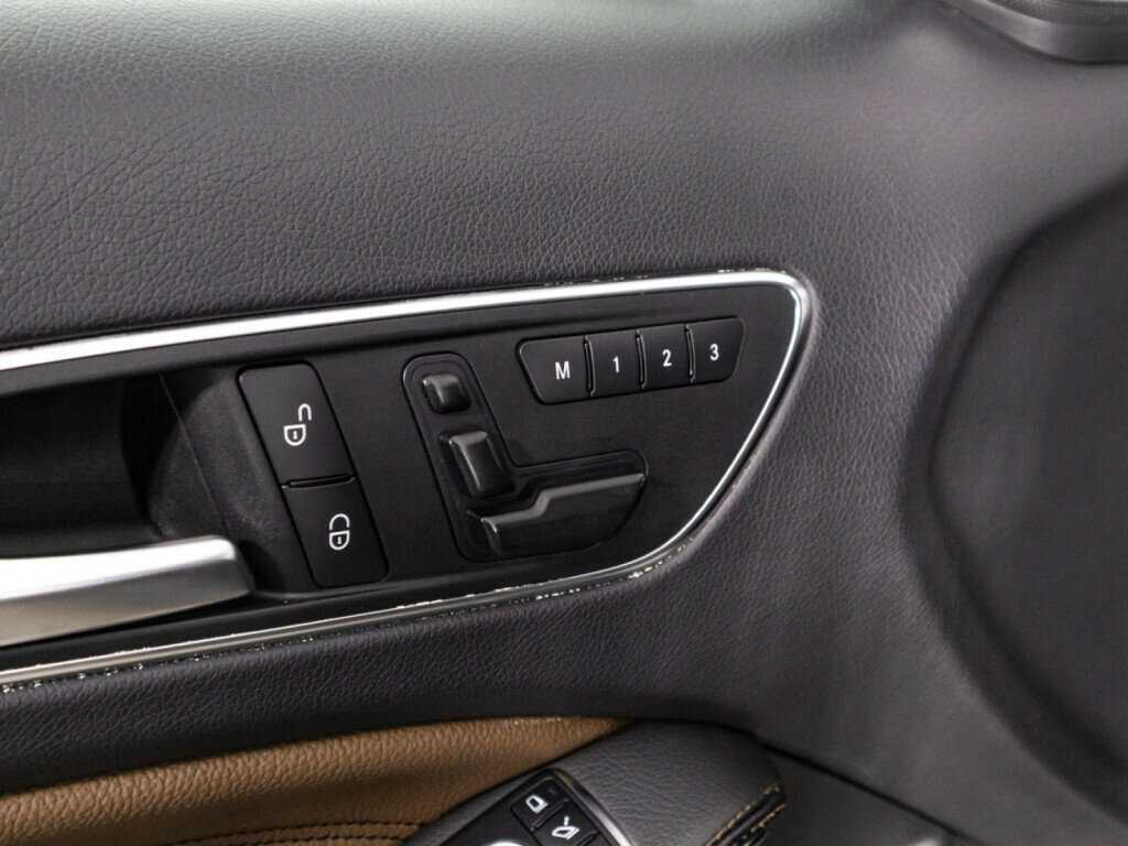 Mercedes-Benz GLA с пробегом — 2014 год. Фото: #18