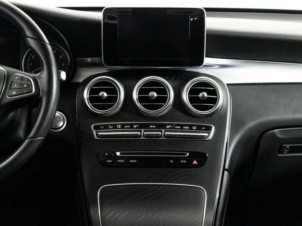 Mercedes-Benz GLC с пробегом — 2018 год. Фото: #12