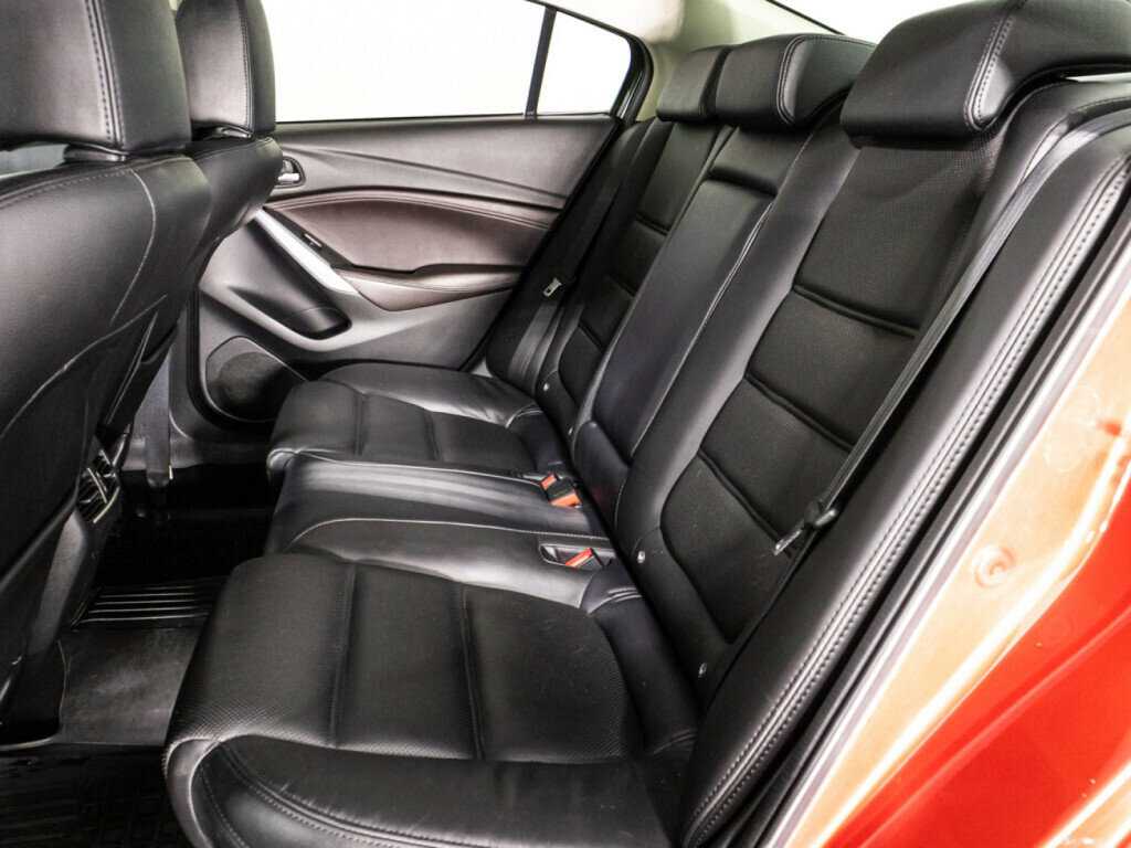 Mazda 6 с пробегом — 2016 год. Фото: #9