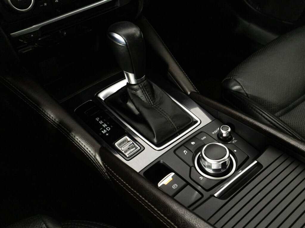 Mazda 6 с пробегом — 2016 год. Фото: #17