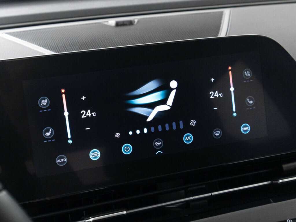 OMODA C5 с пробегом — 2023 год. Фото: #16