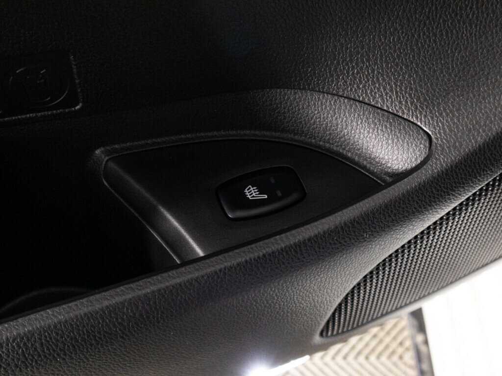 Mitsubishi Pajero Sport с пробегом — 2018 год. Фото: #20