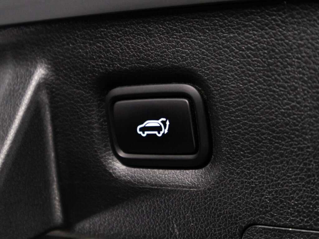 Hyundai Santa Fe с пробегом — 2021 год. Фото: #14