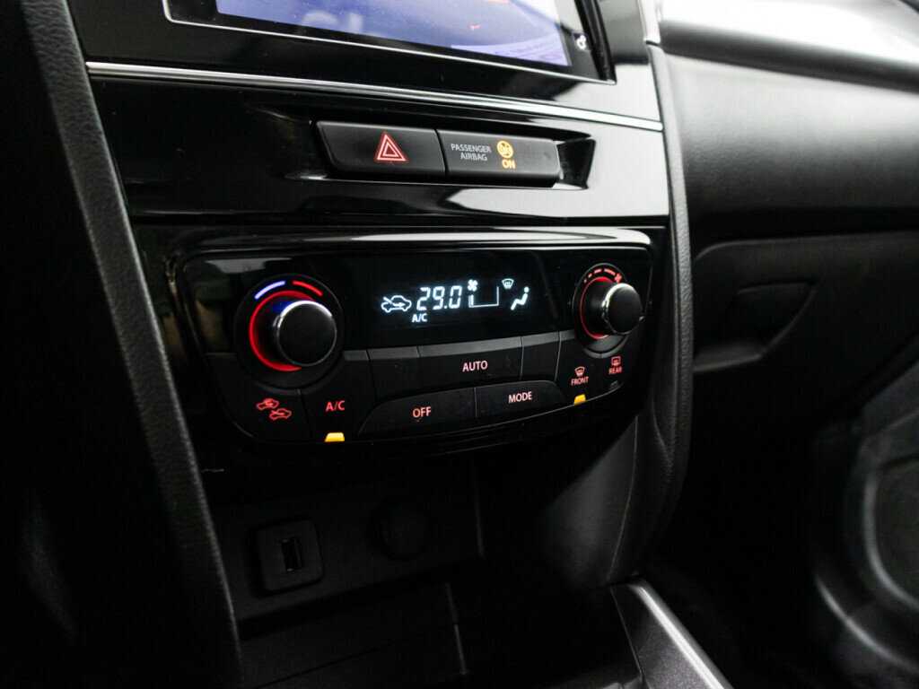 Suzuki Vitara с пробегом — 2020 год. Фото: #16