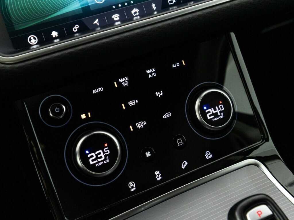 Land Rover Range Rover Evoque с пробегом — 2019 год. Фото: #18