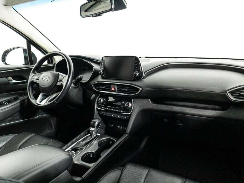 Hyundai Santa Fe с пробегом — 2019 год. Фото: #8