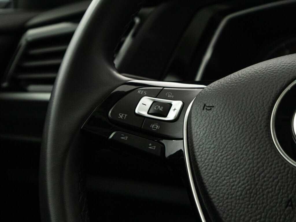 Volkswagen Jetta с пробегом — 2020 год. Фото: #18