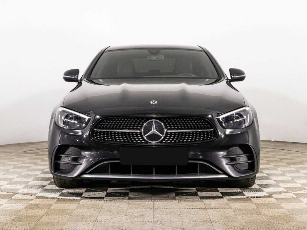 Mercedes-Benz E-Класс с пробегом — 2020 год. Фото: #1