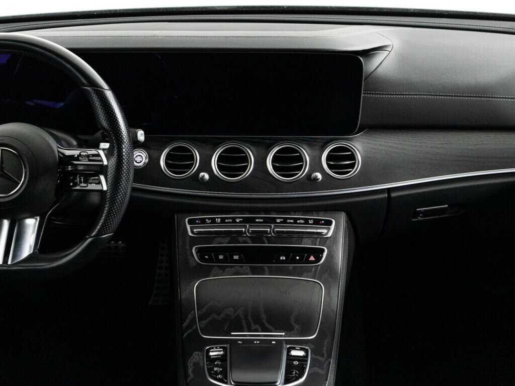 Mercedes-Benz E-Класс с пробегом — 2020 год. Фото: #13