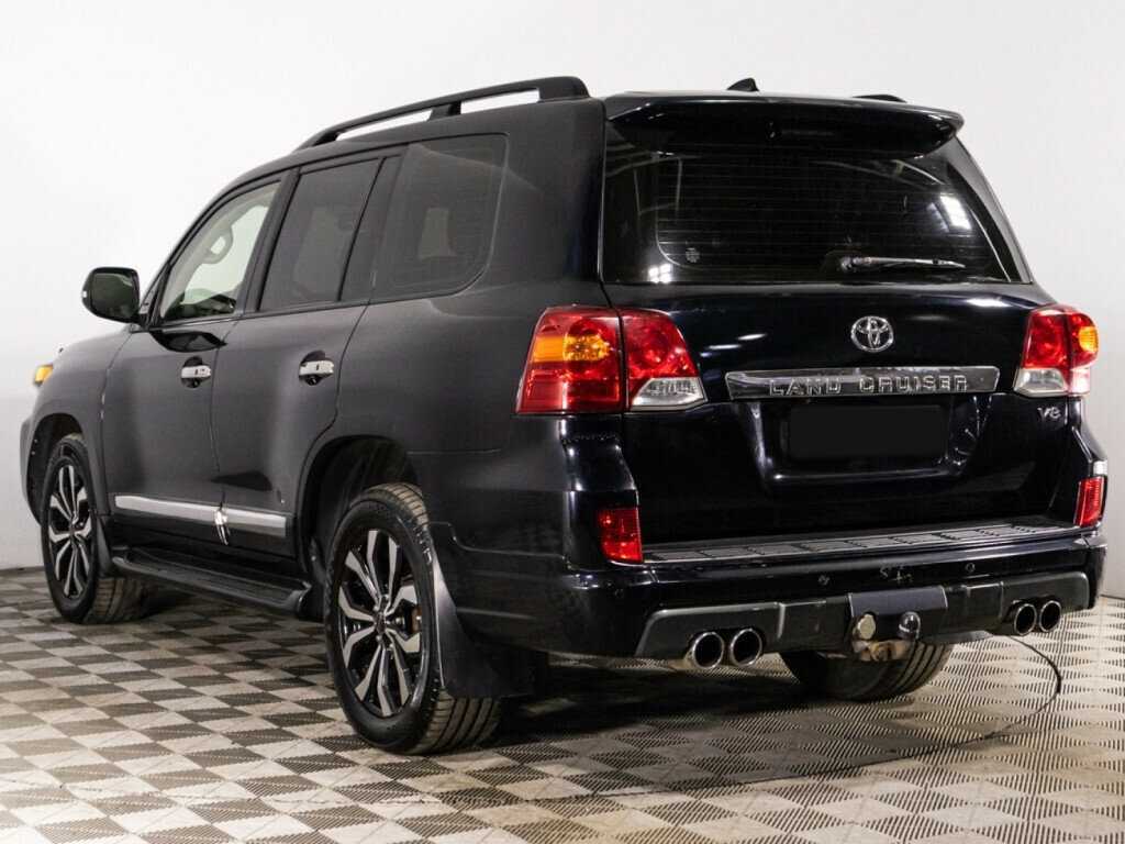 Toyota Land Cruiser с пробегом — 2014 год. Фото: #5