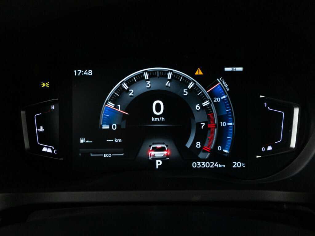 Mitsubishi Montero Sport с пробегом — 2022 год. Фото: #9