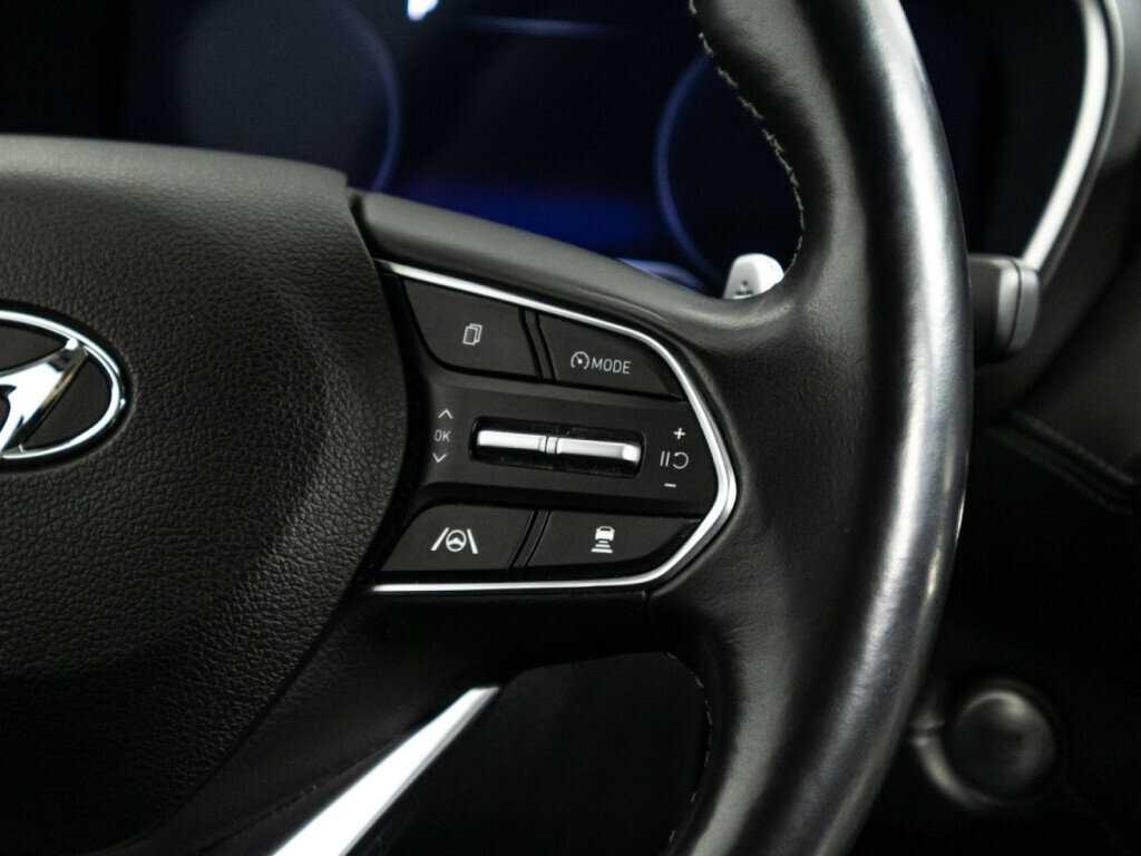 Hyundai Santa Fe с пробегом — 2022 год. Фото: #23