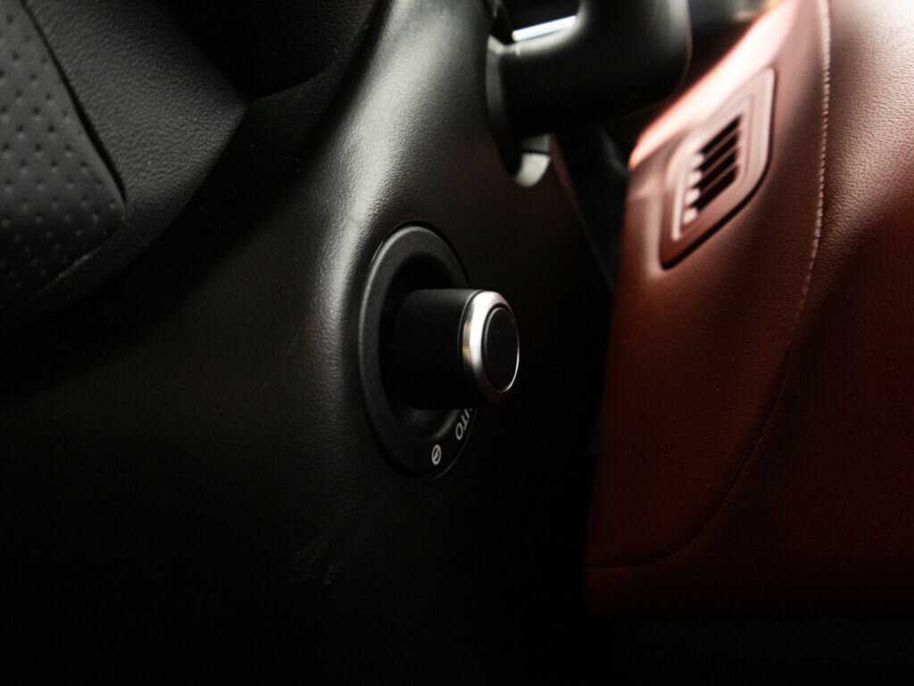 Land Rover Range Rover Sport с пробегом — 2018 год. Фото: #27