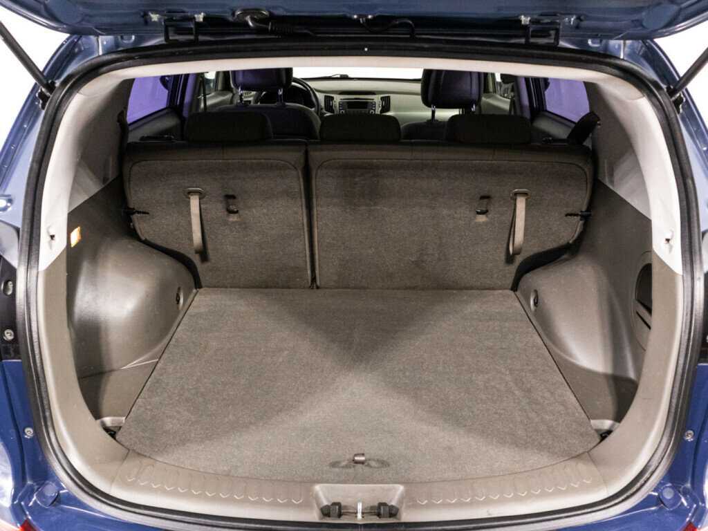 Kia Sportage с пробегом — 2011 год. Фото: #14