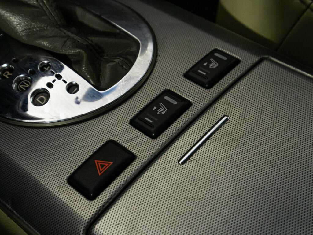 Infiniti FX с пробегом — 2008 год. Фото: #13