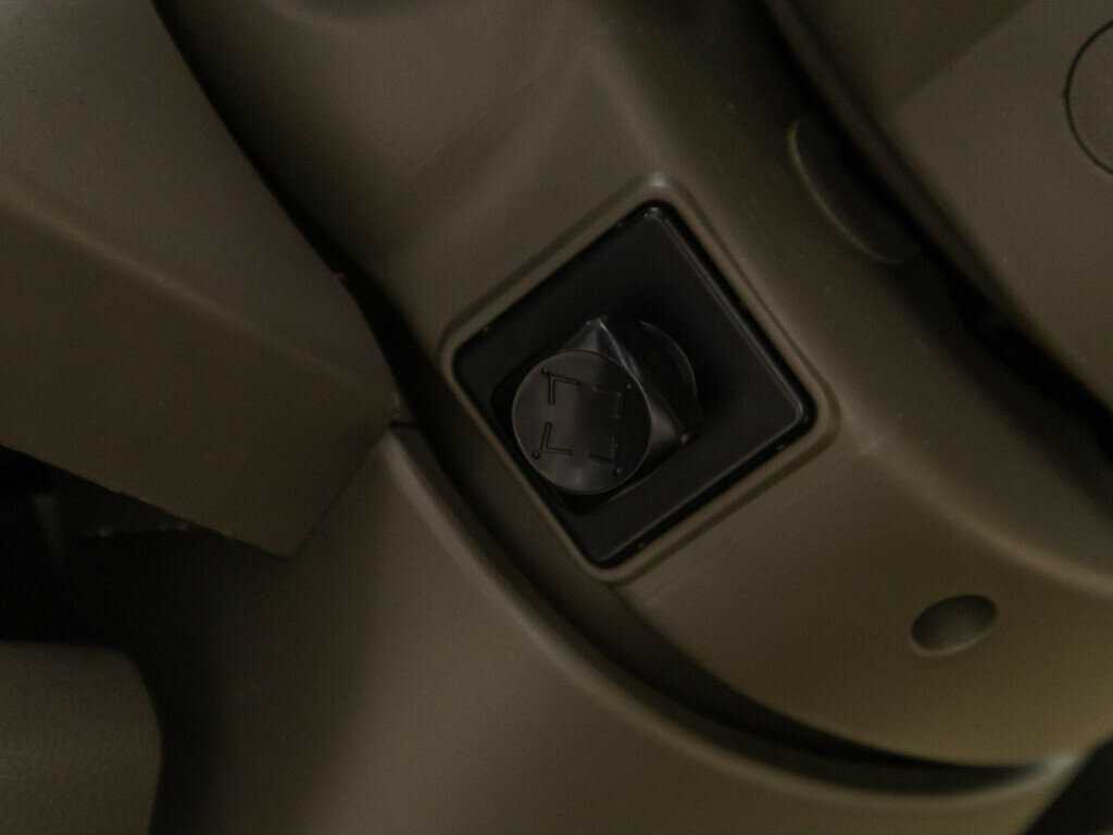 Infiniti FX с пробегом — 2008 год. Фото: #14