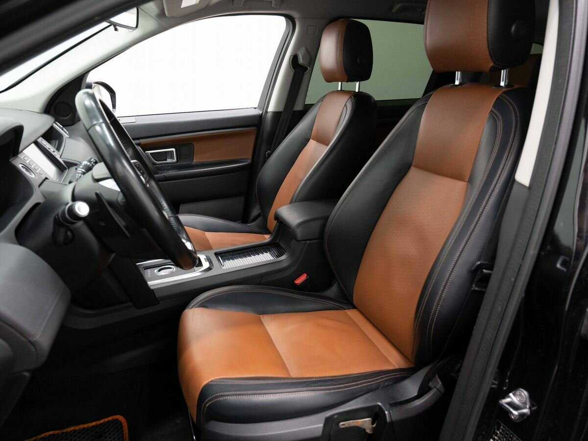 Land Rover Discovery Sport с пробегом — 2015 год. Фото: #8