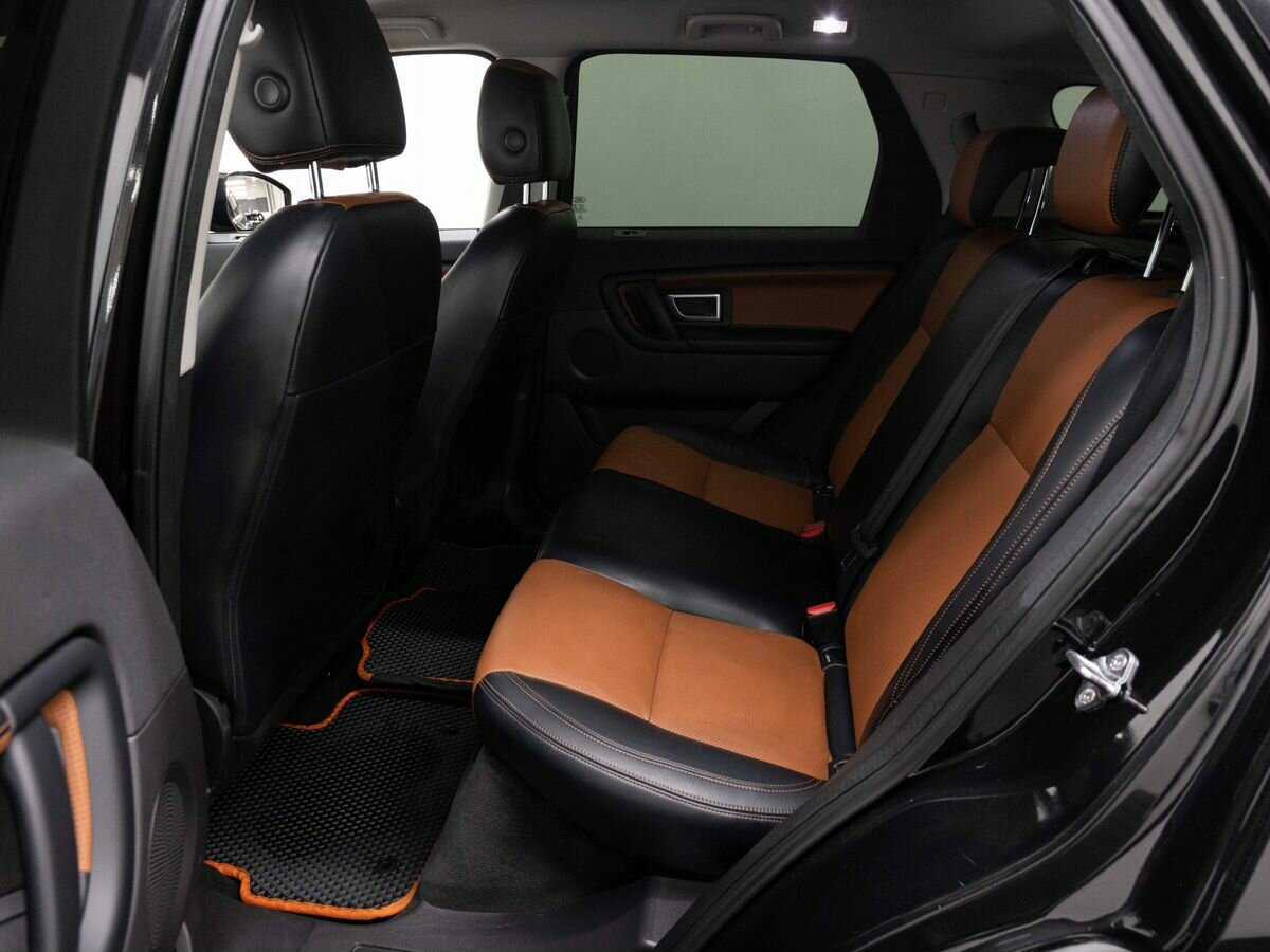 Land Rover Discovery Sport с пробегом — 2015 год. Фото: #9