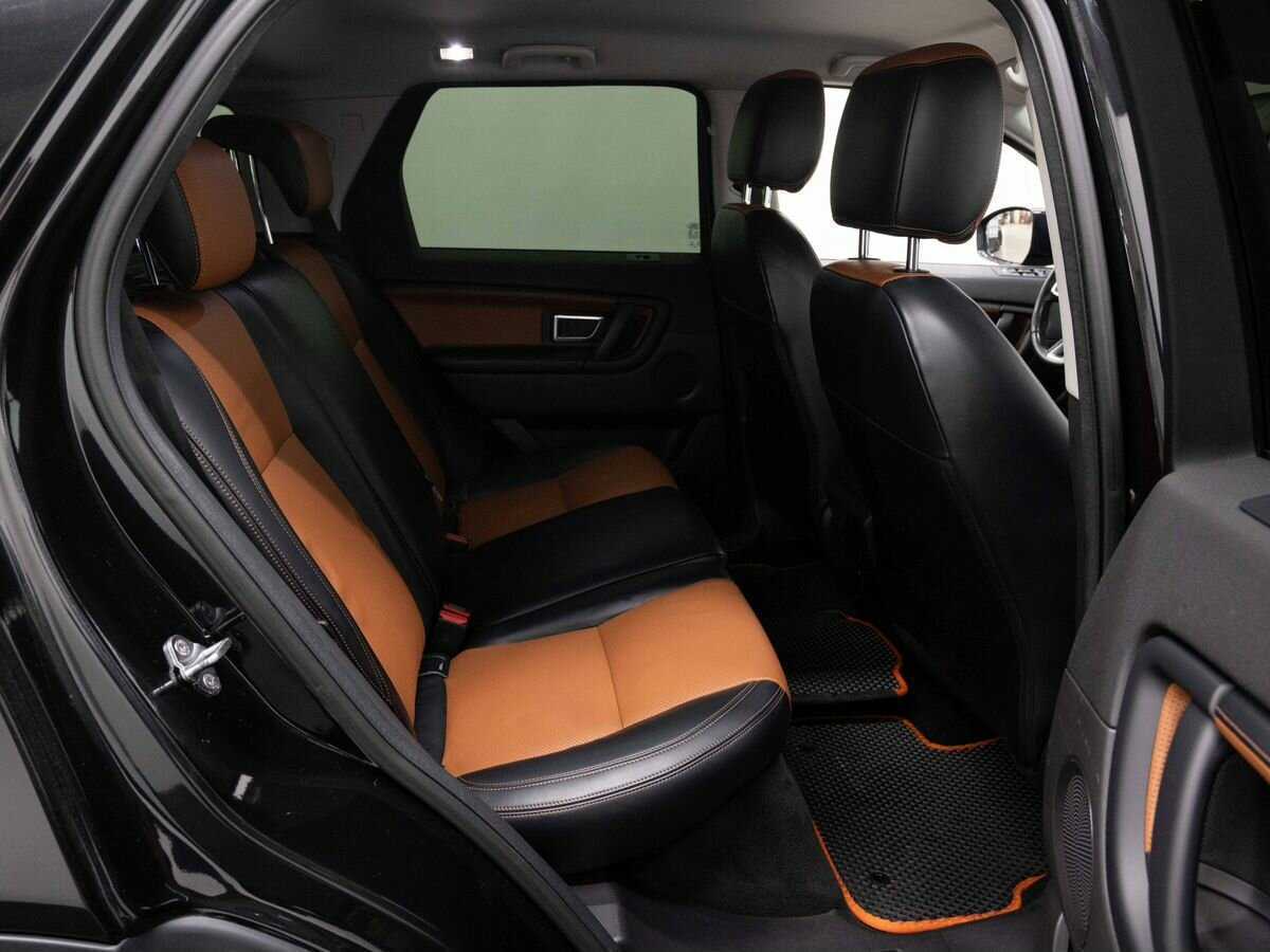 Land Rover Discovery Sport с пробегом — 2015 год. Фото: #10