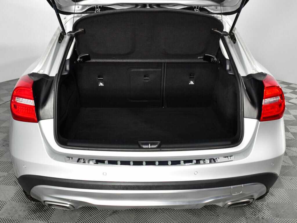 Mercedes-Benz GLA с пробегом — 2016 год. Фото: #16