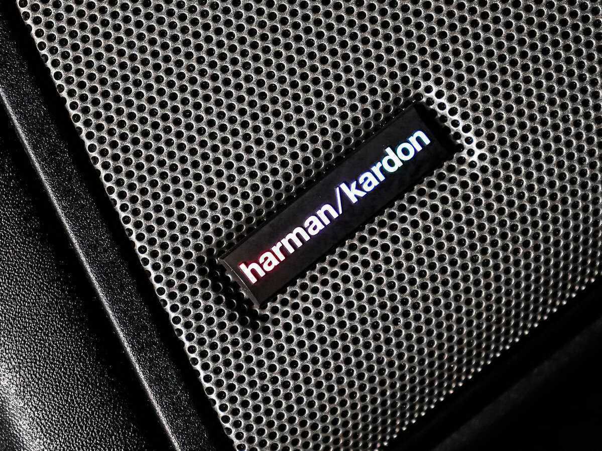 Land Rover Discovery с пробегом — 2013 год. Фото: #10